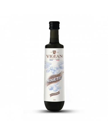 bouteille d'Huile de Noisette Gastronomique, marque Vigean, format 50cl, sur fond blanc