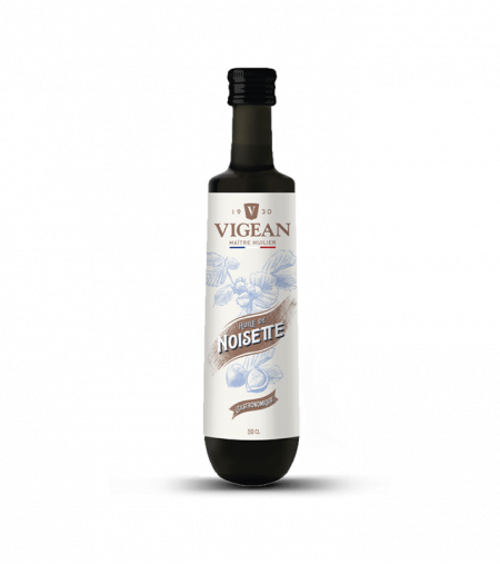 bouteille d'Huile de Noisette Gastronomique, marque Vigean, format 50cl, sur fond blanc