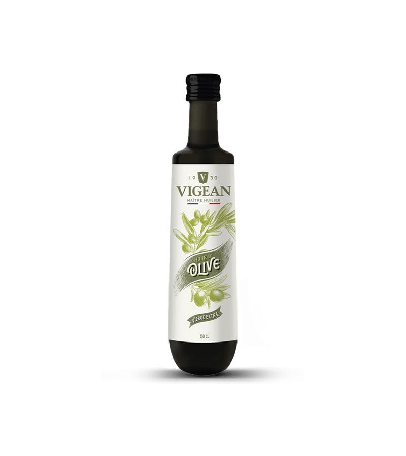 bouteille d'Huile d'Olive Gastronomique, marque Vigean, format 50cl, sur fond blanc