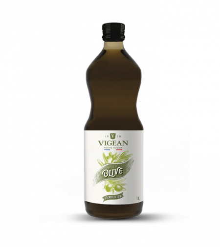 bouteille d'Huile d'Olive Gastronomique, marque Vigean, format 1L, sur fond blanc